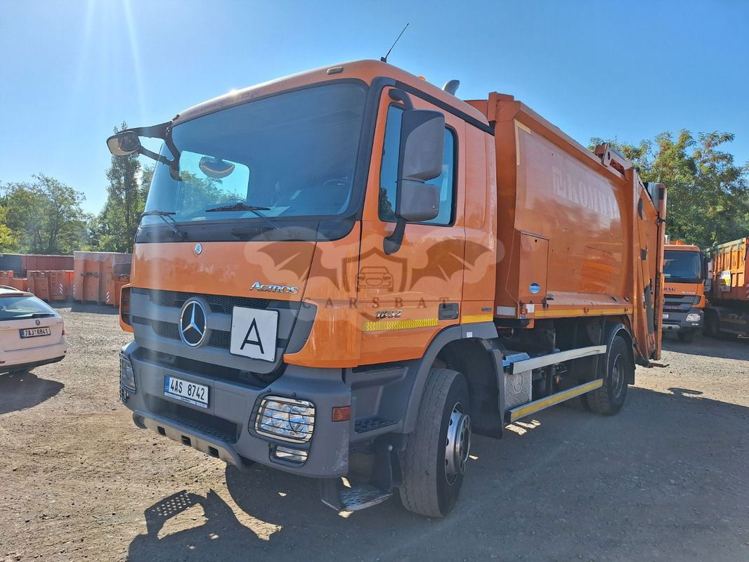Versalift Actros 1900