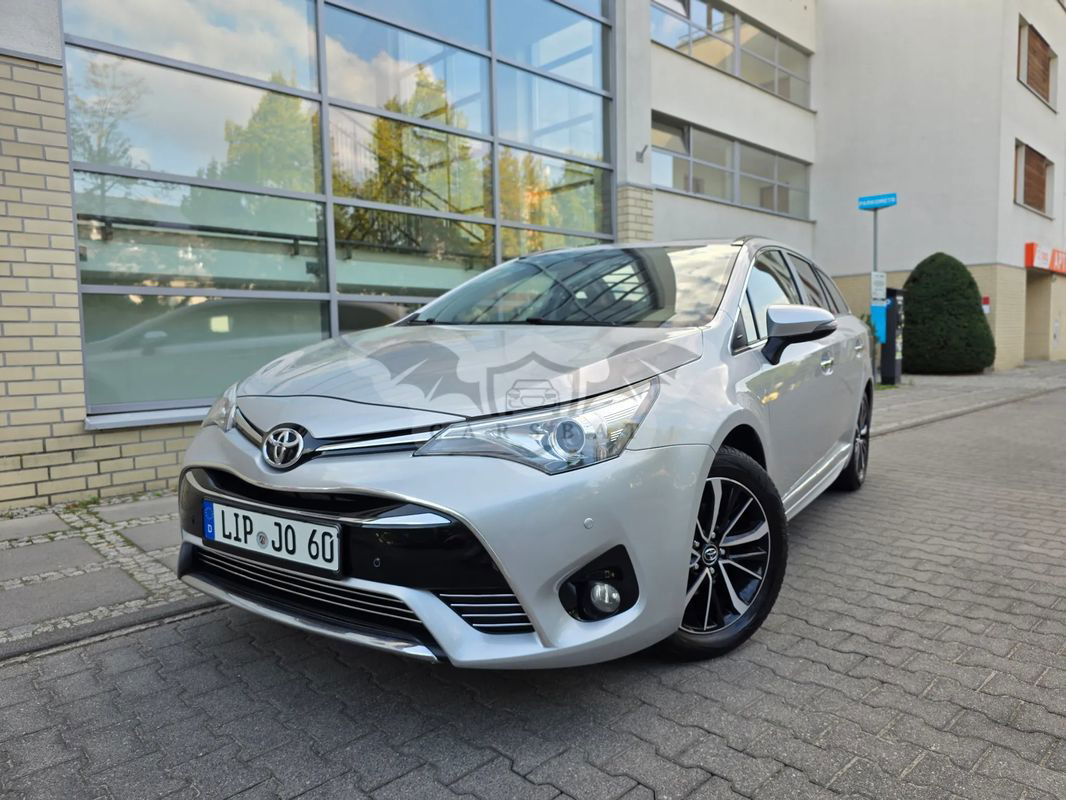 Toyota Avensis III Touring Sports 1.8 Team Deutschland 2018
