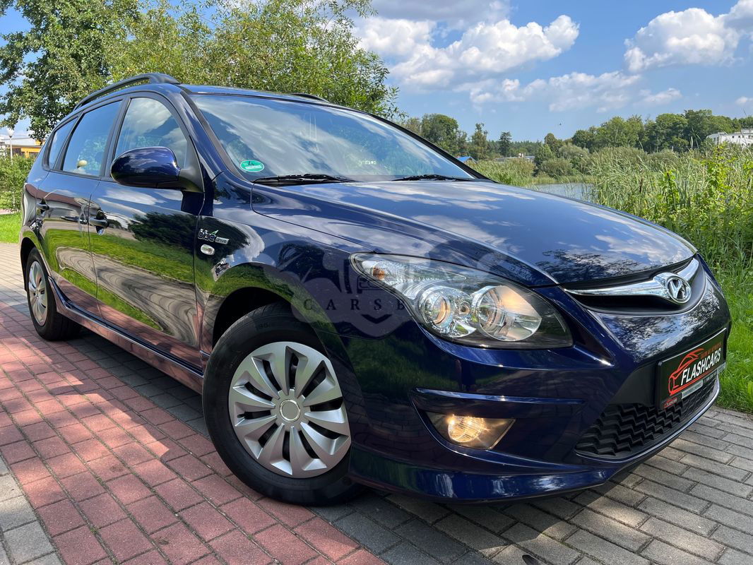 Hyundai i30 I i30cw 1.4 blue Comfort 2011