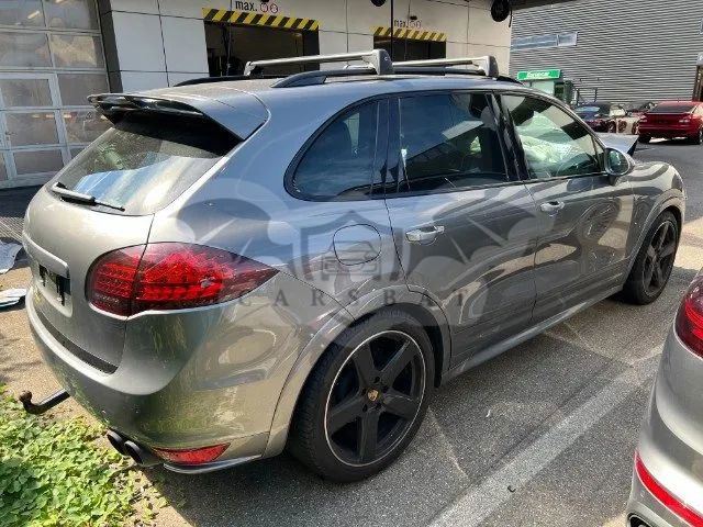 Porsche Cayenne II GTS Tiptronic S 2013