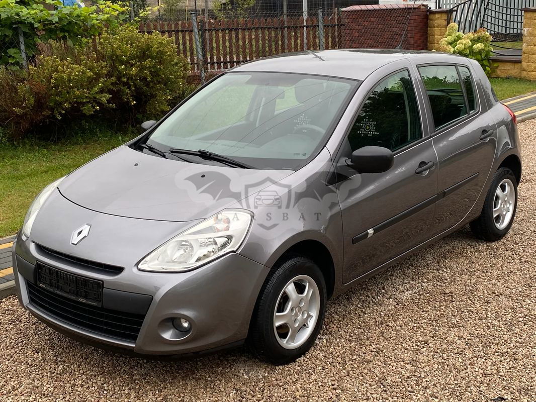 Renault Clio III 1.2 16V 75 Dynamique 2012