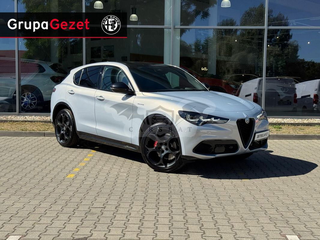 Alfa Romeo Stelvio 2025