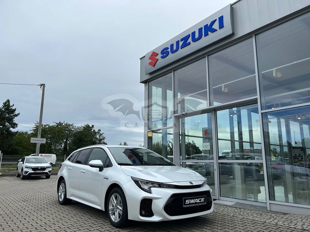 Suzuki Swace 1.8 Hybrid Premium Plus CVT 2024