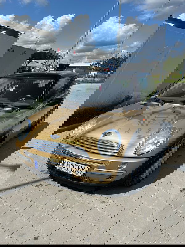 Mini Cooper Standard 2004