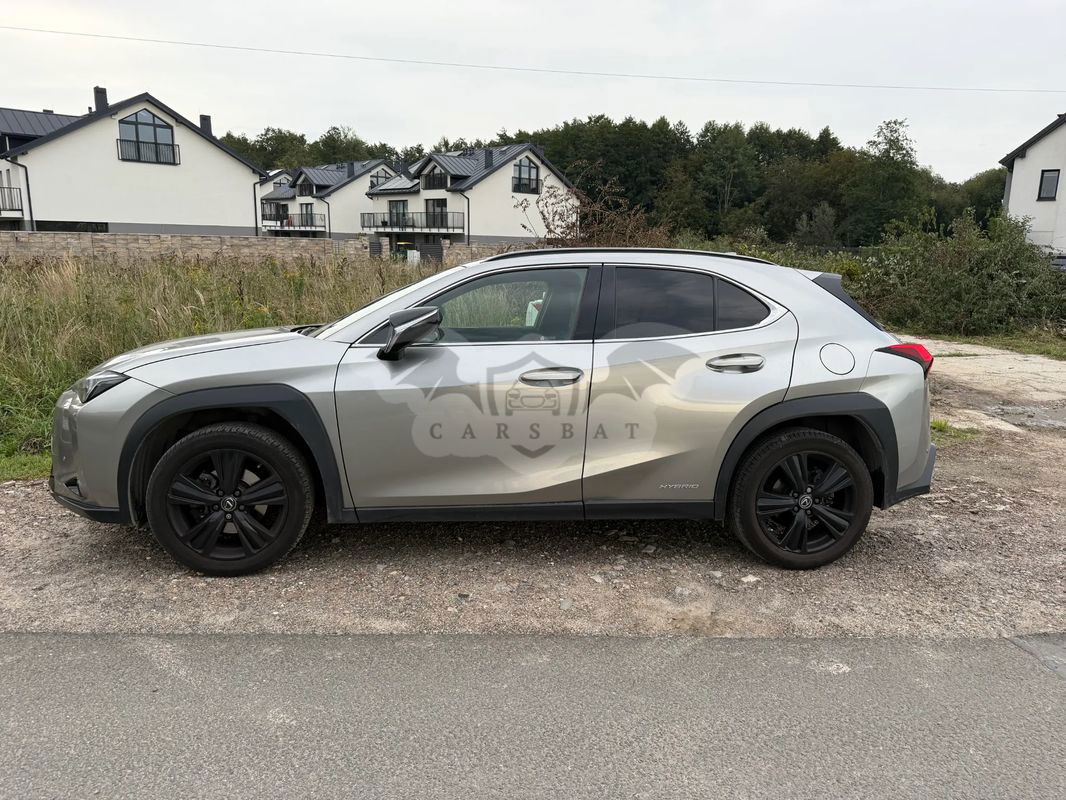 Lexus UX 2020