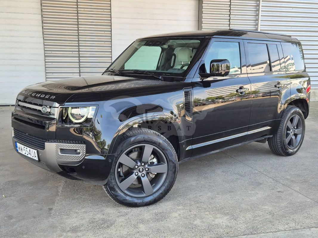 Land Rover Defender 110 D250 X-Dynamic SE 2024