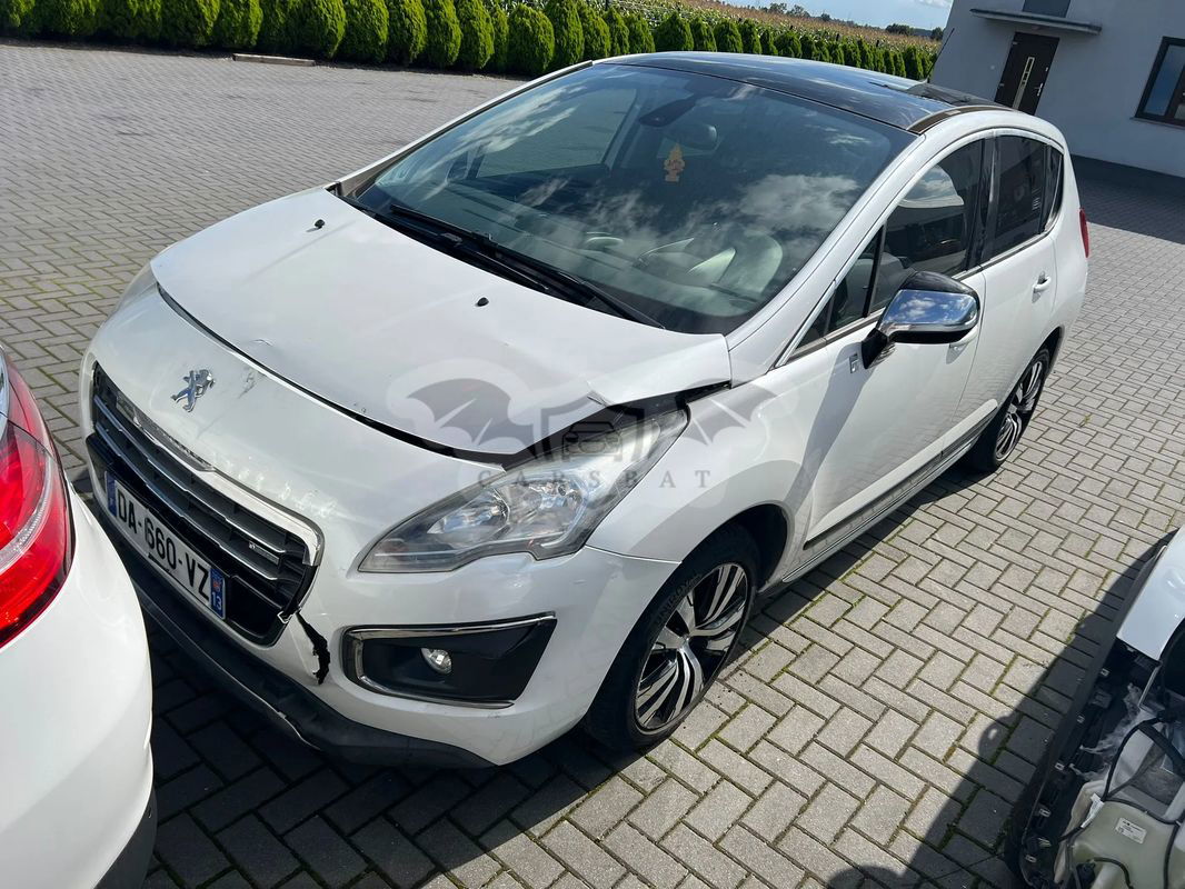Peugeot 3008 I 2.0 HDi HYbrid4 2013