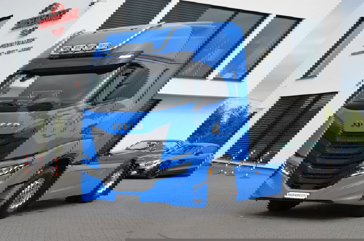 Iveco S-Way 2021