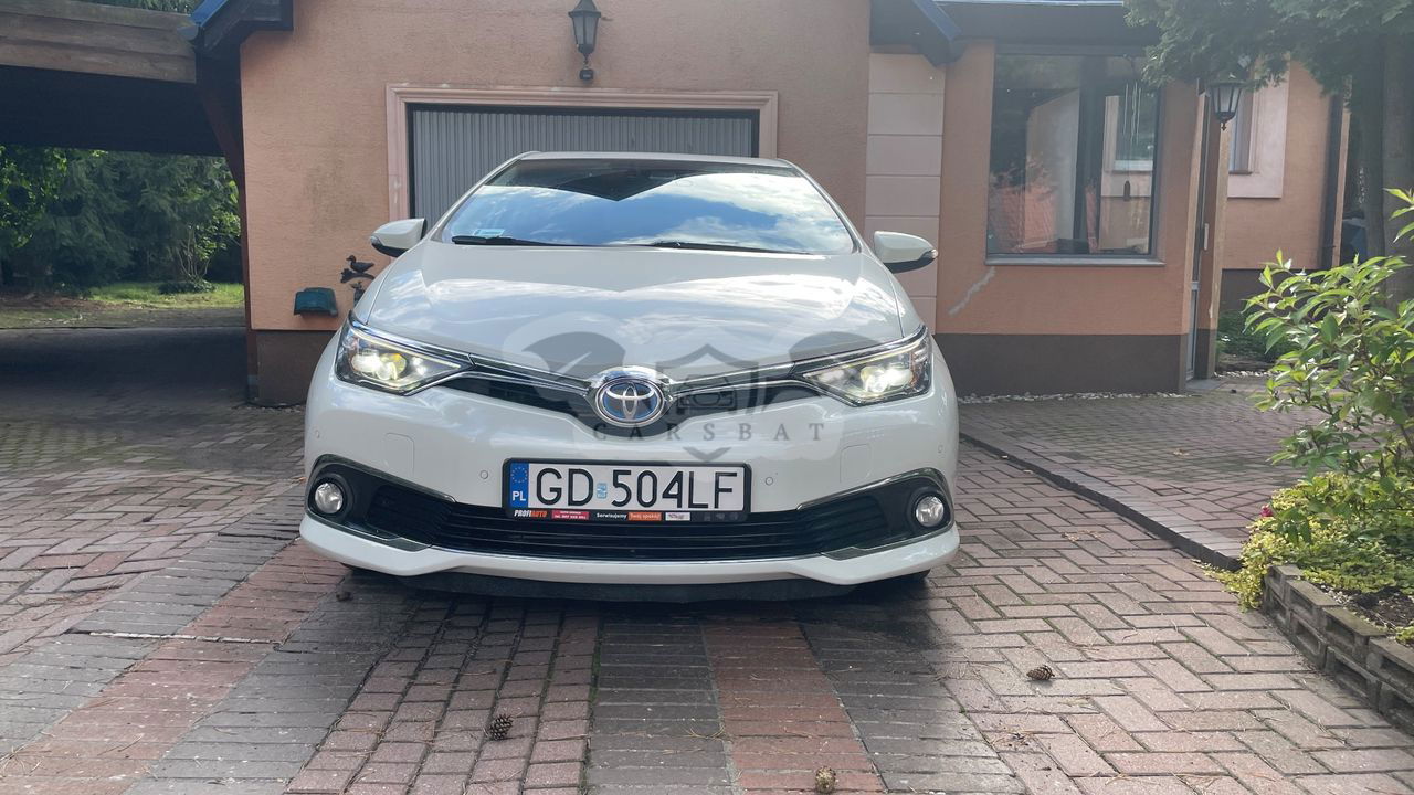 Toyota Auris II Hybrid 135 Prestige 2016