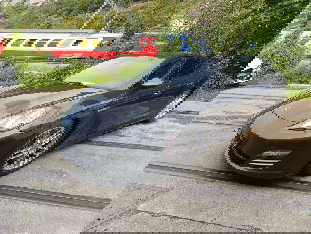 Porsche Panamera 2012