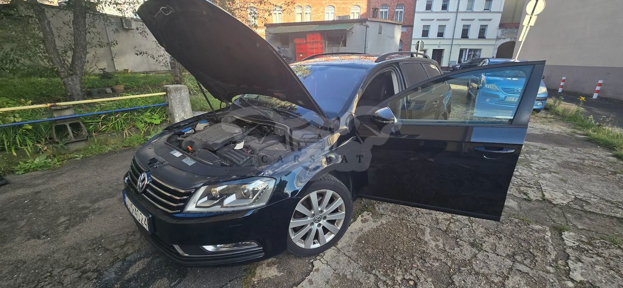 Volkswagen Passat B7 2.0 TDI Comfortline 2012