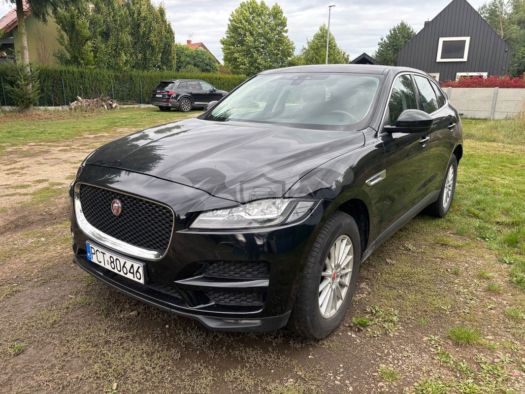 Jaguar F-Pace 2016