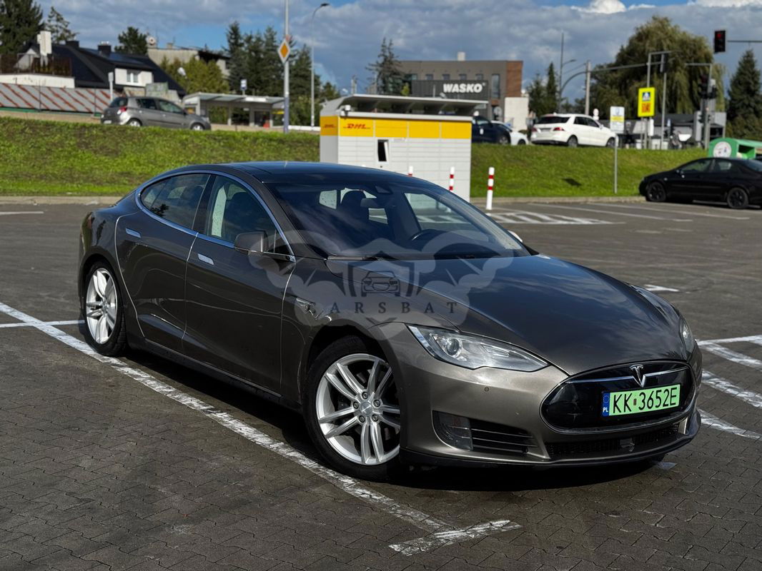Tesla Model S Long Range Plus 2015