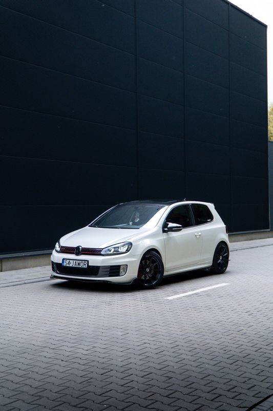Volkswagen Golf VI VI 2.0 TSI GTI DSG 2011