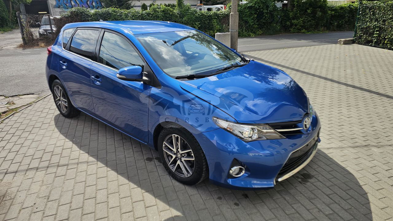Toyota Auris II 1.33 Dual-VVT-i Comfort 2014