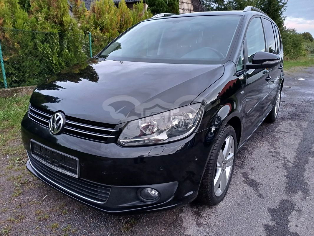 Volkswagen Touran II 2.0 TDI DPF BlueMotion Technology DSG Life 2013
