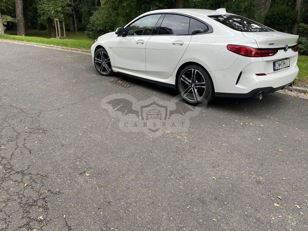 BMW 2 Series 220i xDrive 2021