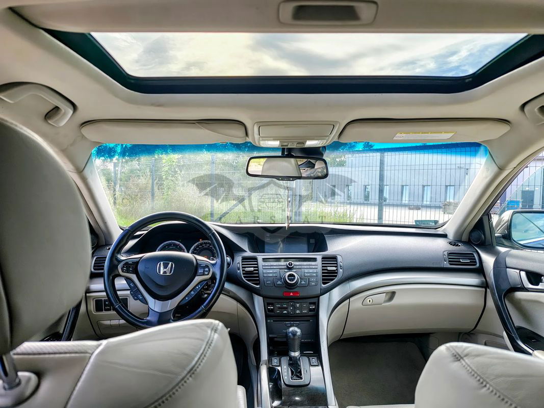 Honda Accord VIII 2.2d Executive Nav 2010
