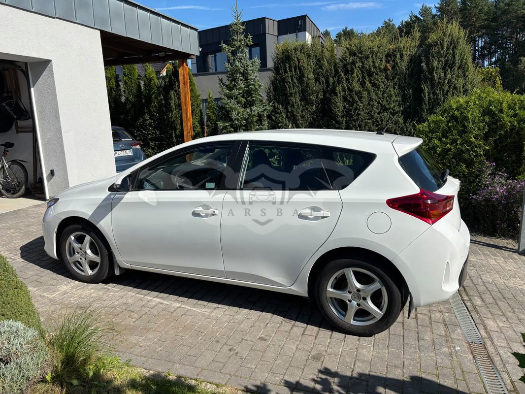 Toyota Auris II 1.6 Active 2013