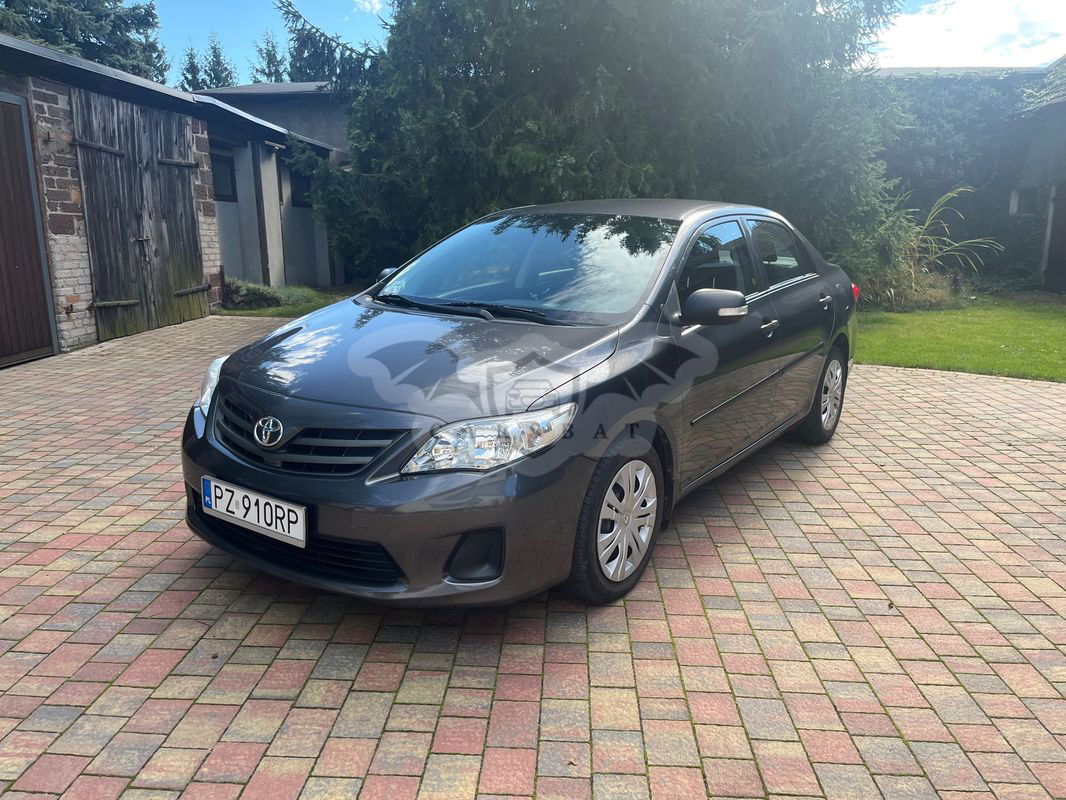 Toyota Corolla Seria E15 2011