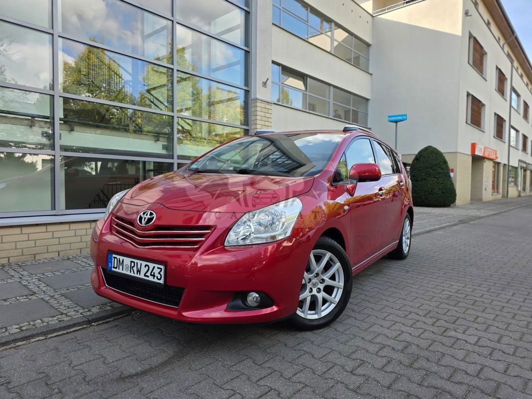 Toyota Verso 2012
