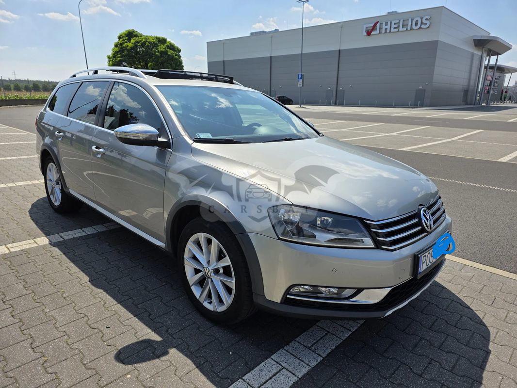 Volkswagen Passat 2.0 TDI 4Motion BlueMotion Tec 2012