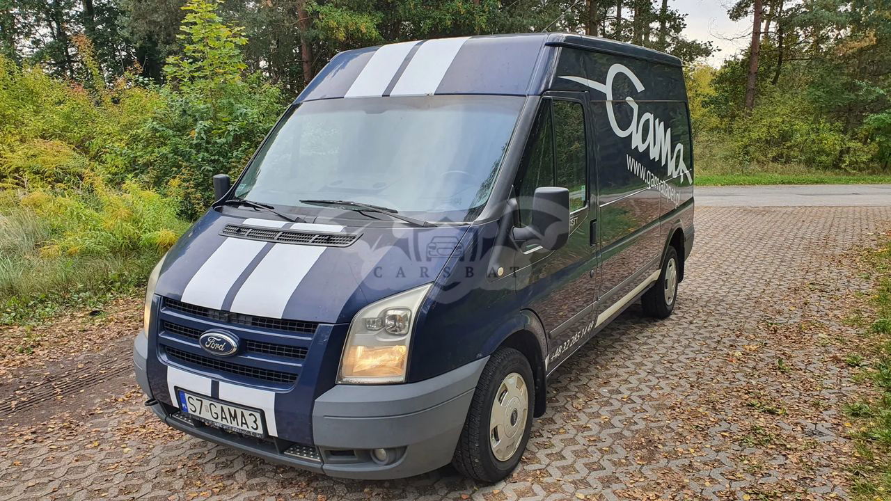 Ford Transit 2011