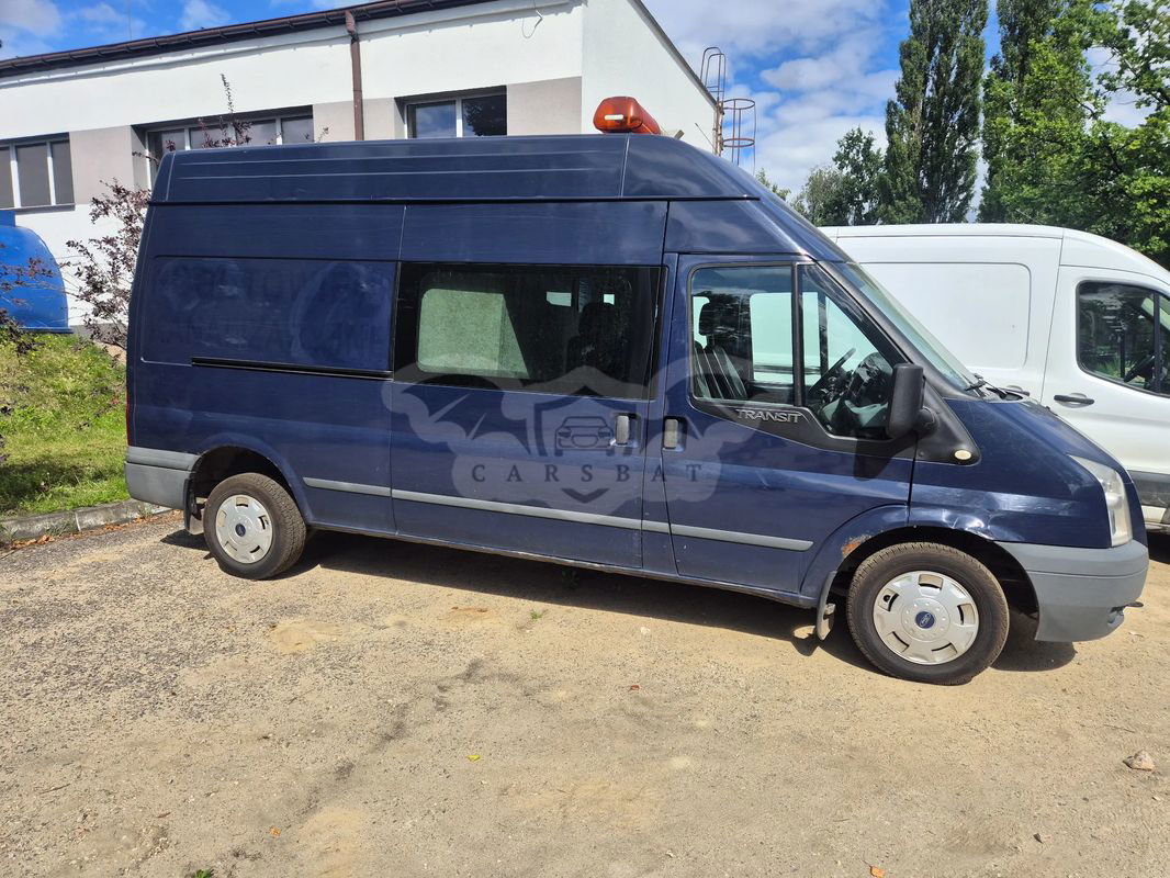 Ford Transit 2011