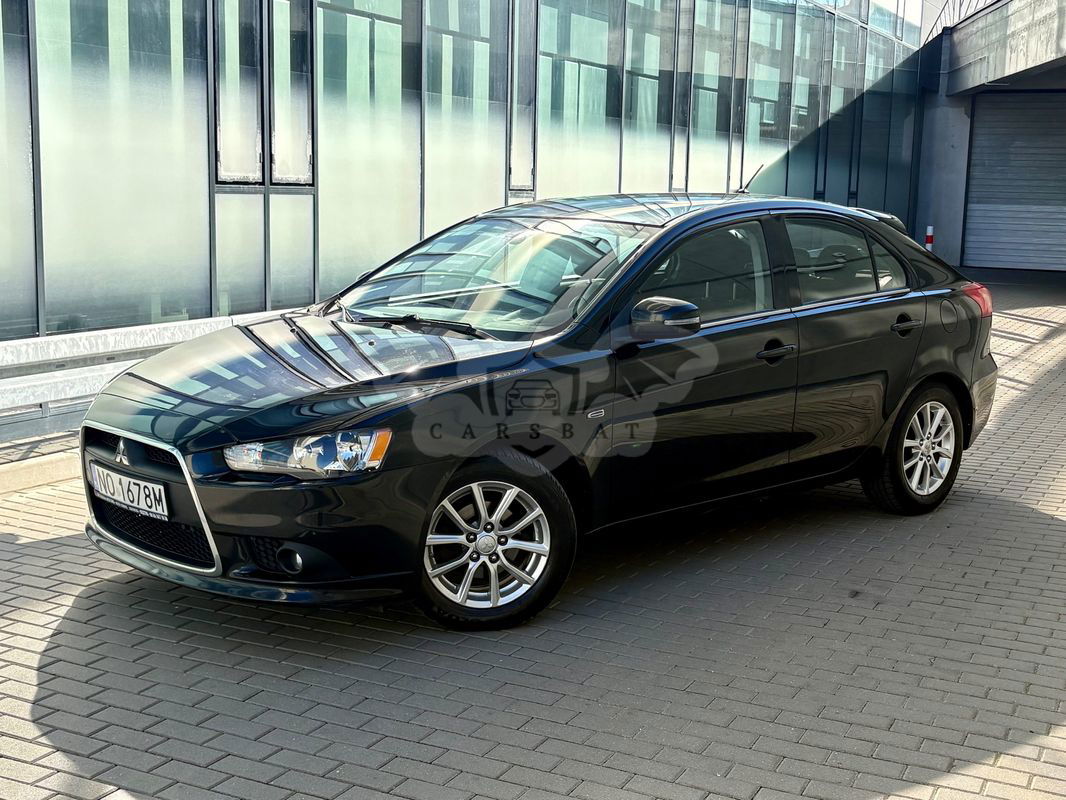 Mitsubishi Lancer IX 1.6 Inform 2015