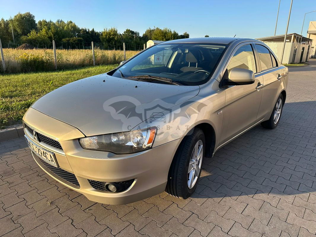 Mitsubishi Lancer VIII 1.5 Invite 2009