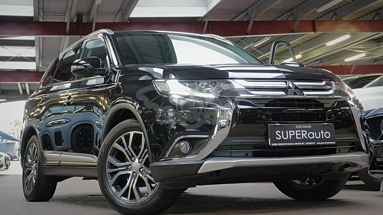 Mitsubishi Outlander III 2.0 Intense + Navi 4WD CVT 2016