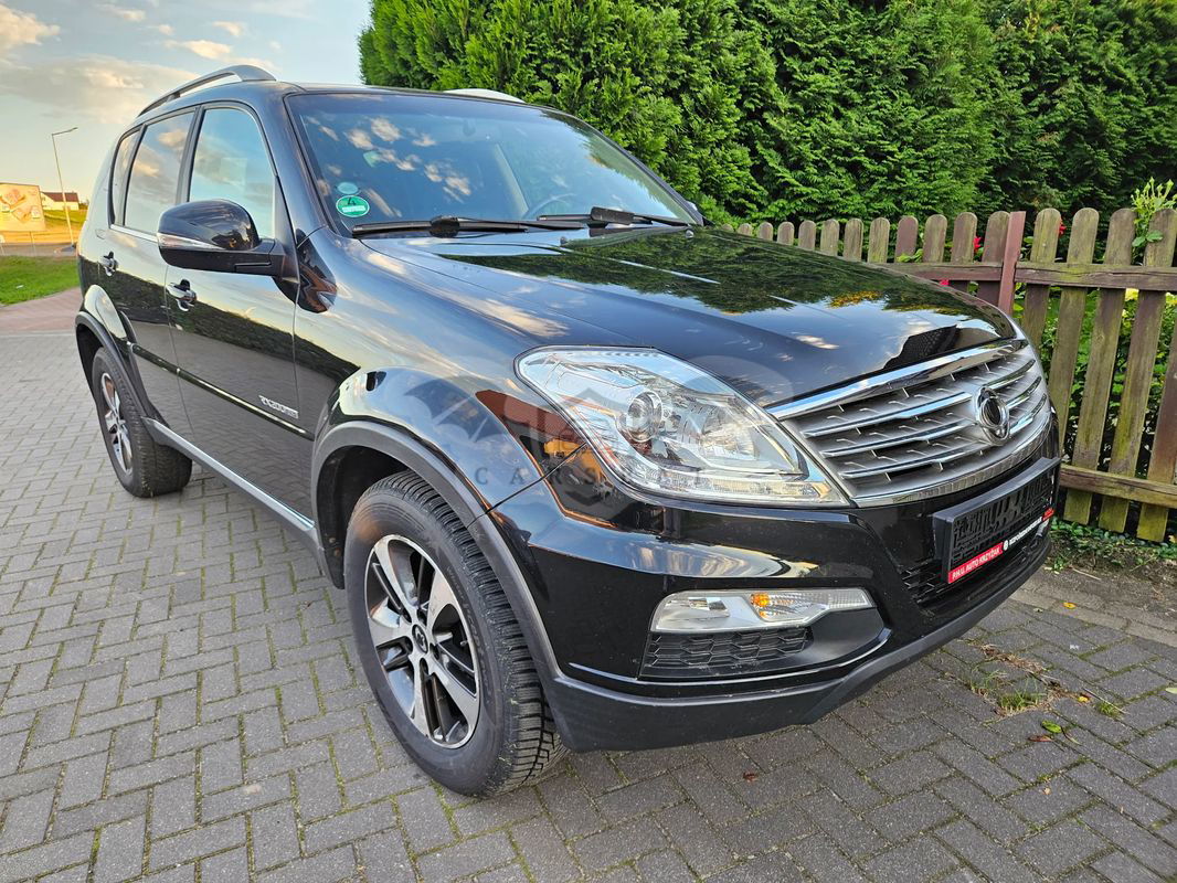 Ssangyong / KG Mobility Rexton W 2.0 D20 DTR 4WD E-tronic Quartz 2015
