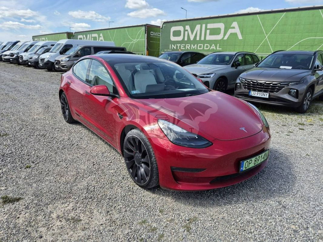 Tesla Model 3 2021