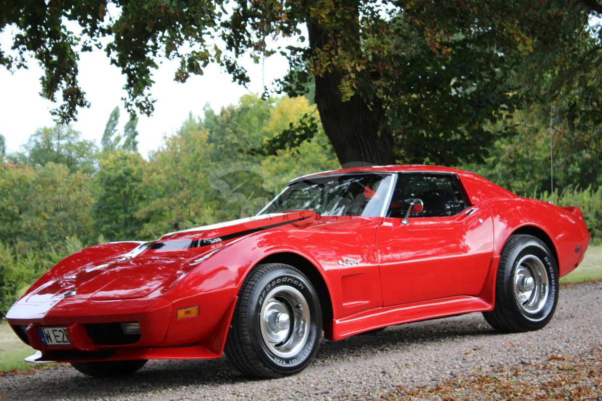 Chevrolet Corvette 1976