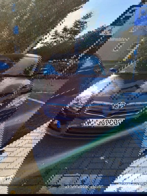Toyota Avensis II 1.8 VVT-i Sol 2007