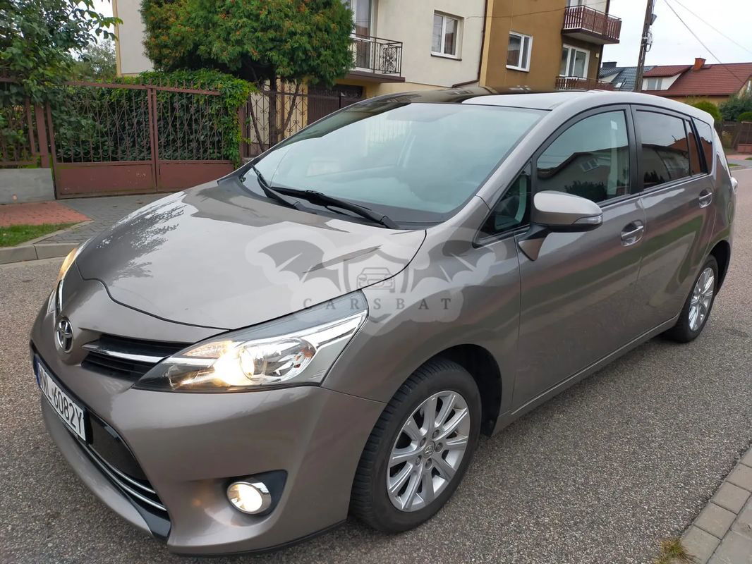 Toyota Verso 2015
