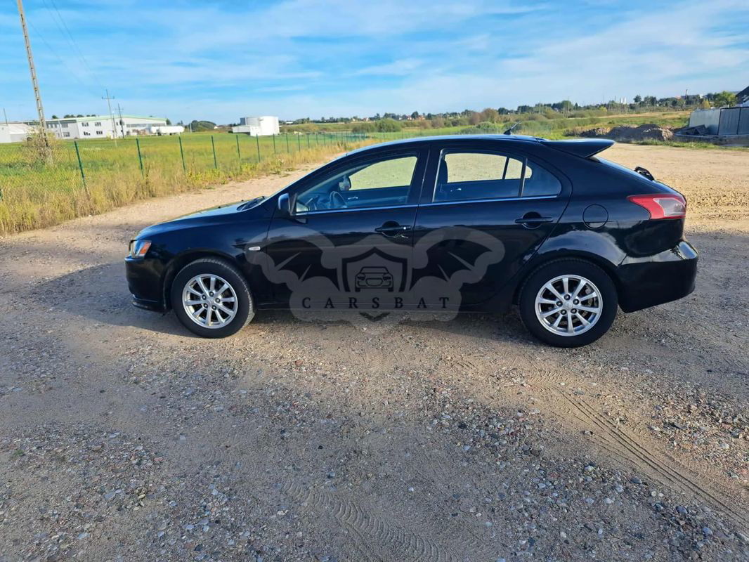 Mitsubishi Lancer IX 2010