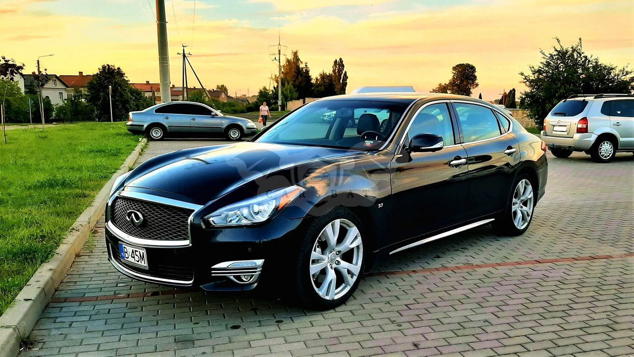 Infiniti Q70 3.7 Sport Tech EU6 2017