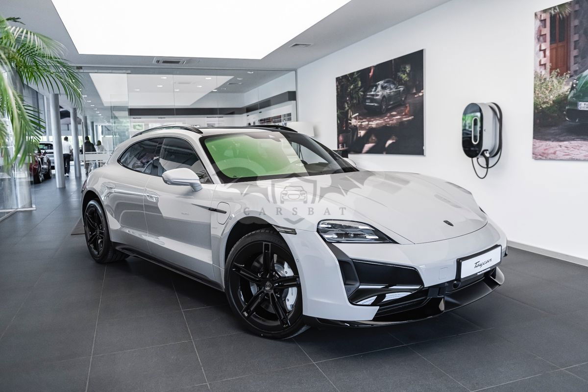 Porsche Taycan 2024