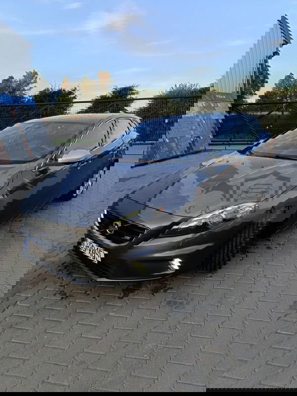 Volvo V40 II 2013