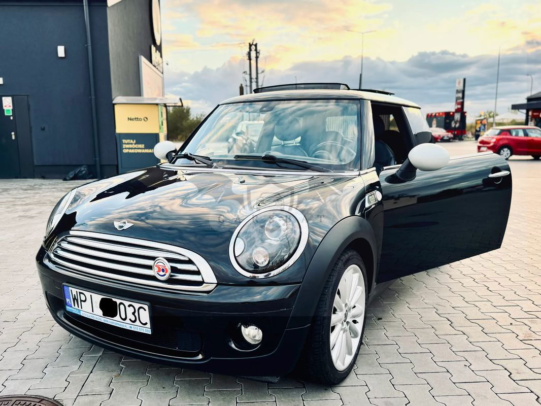 Mini Cooper 50 Camden 2010
