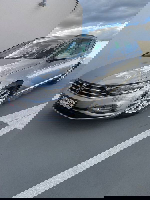 Volkswagen Passat B8 1.5 TSI EVO Business DSG 2021