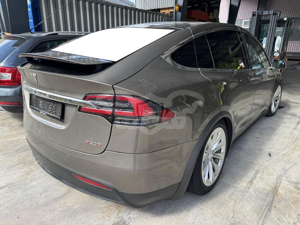 Tesla Model X Performance 2016