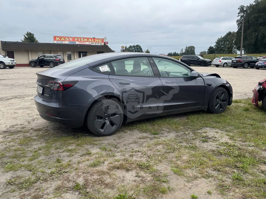 Tesla Model 3 Langstreckenbatterie Allradantrieb Dual Motor 2021