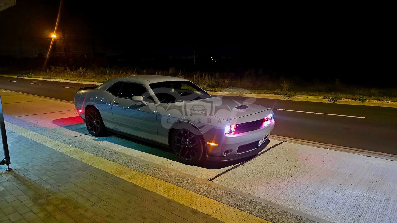 Dodge Challenger 2021