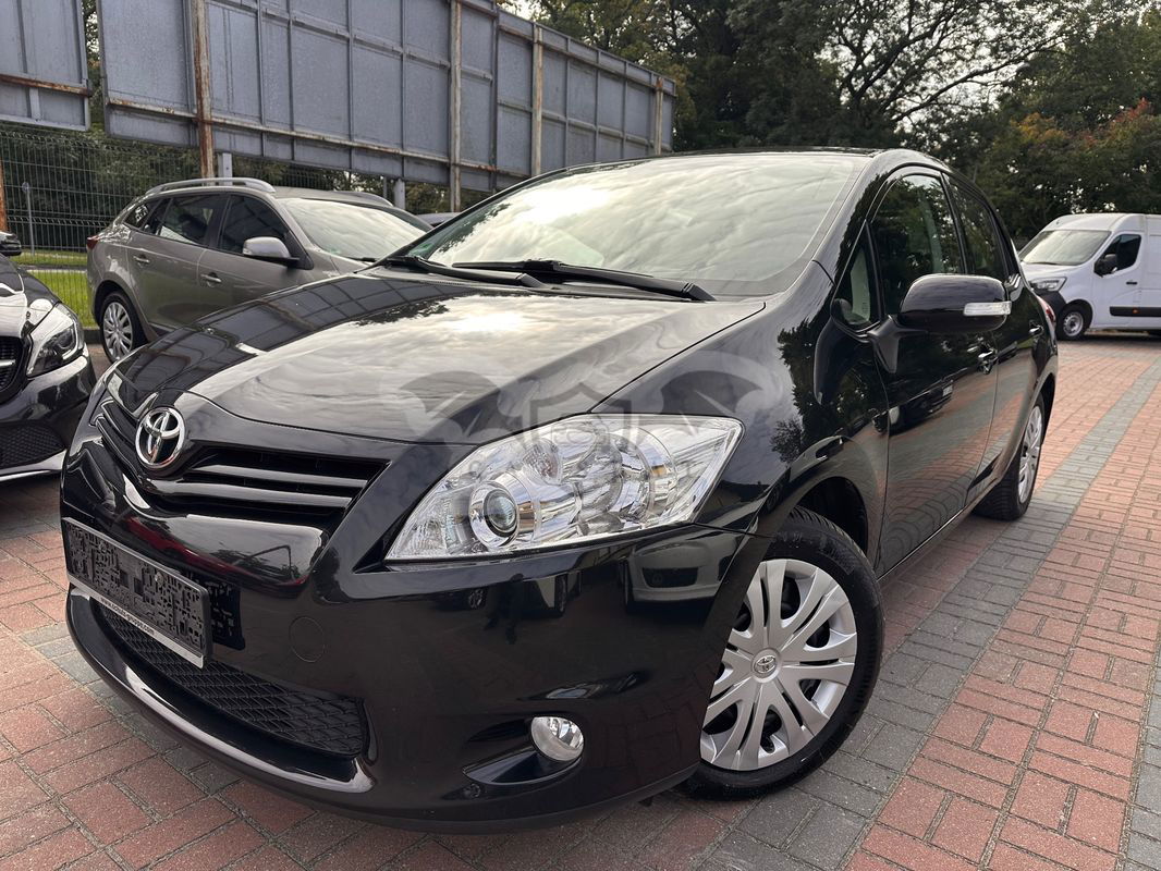 Toyota Auris I 1.6 Classic Plus 2012