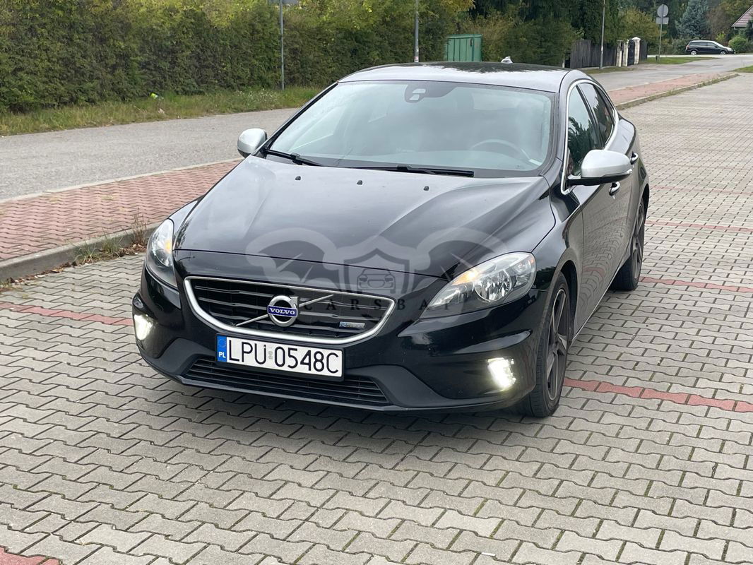 Volvo V40 II D2 R-Design 2013