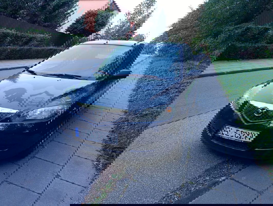 Mazda 2 I 2004