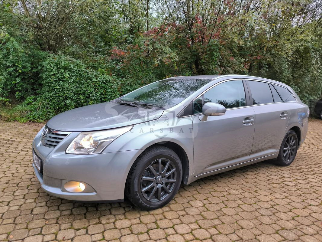 Toyota Avensis III 2010
