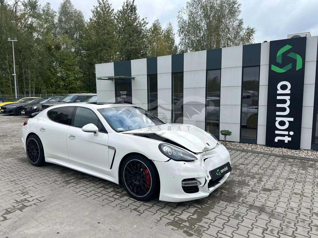 Porsche Panamera Turbo 2012